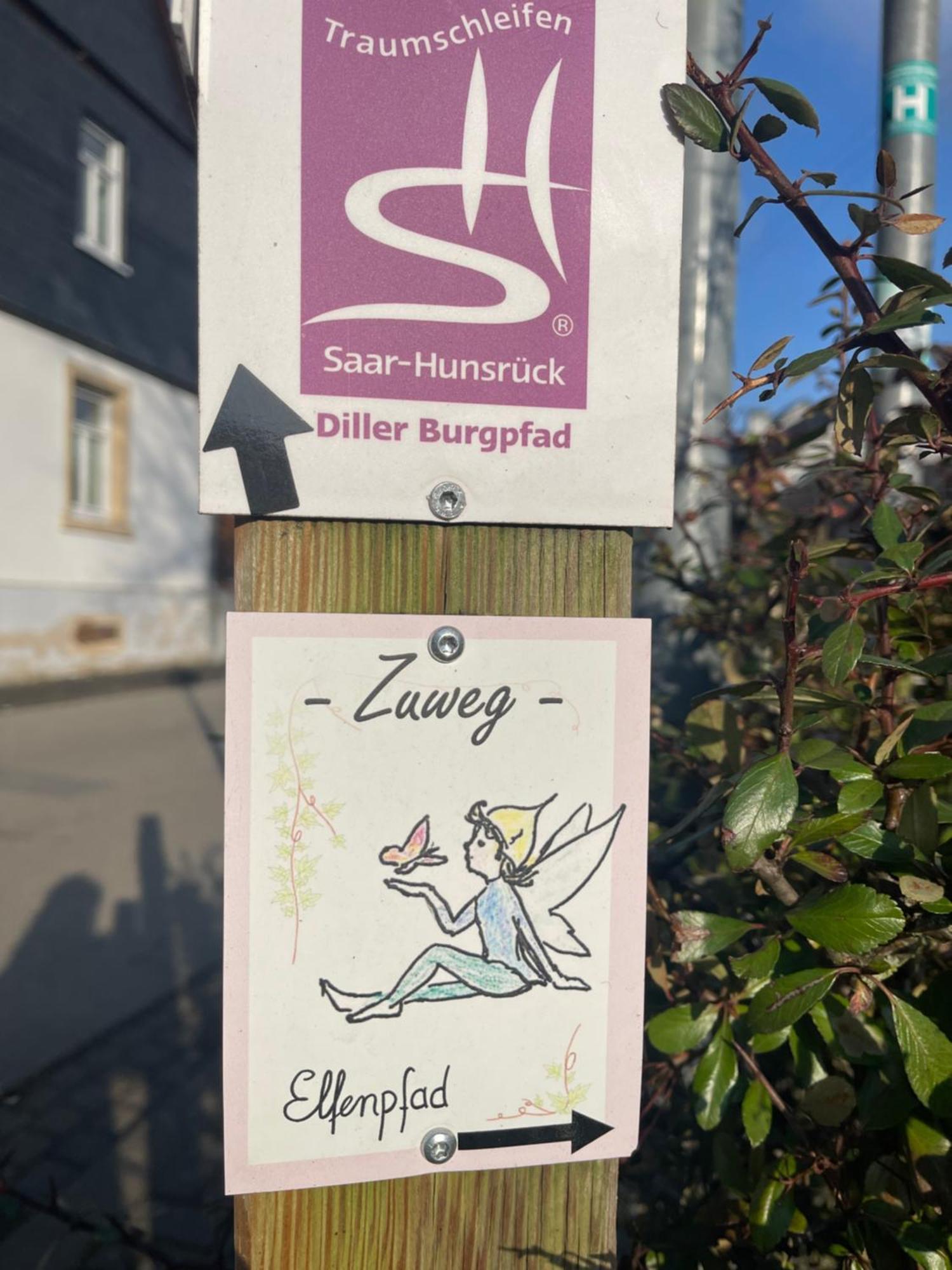 Am Apfelbaum, Ein Zwischen Rhein Und Mosel Кастеллаун
